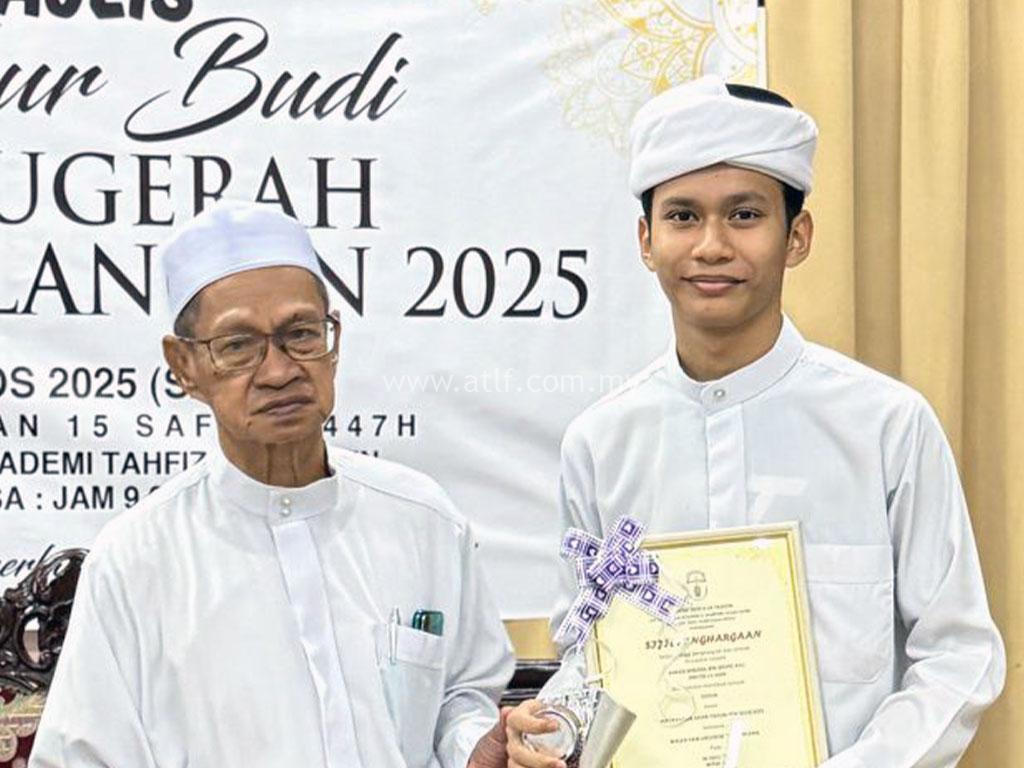 Majlis Seluhur Budi & Kecemerlangan Murid Akademi Tahfiz Lil Faaizin 2025 2 atlf com my images 0019