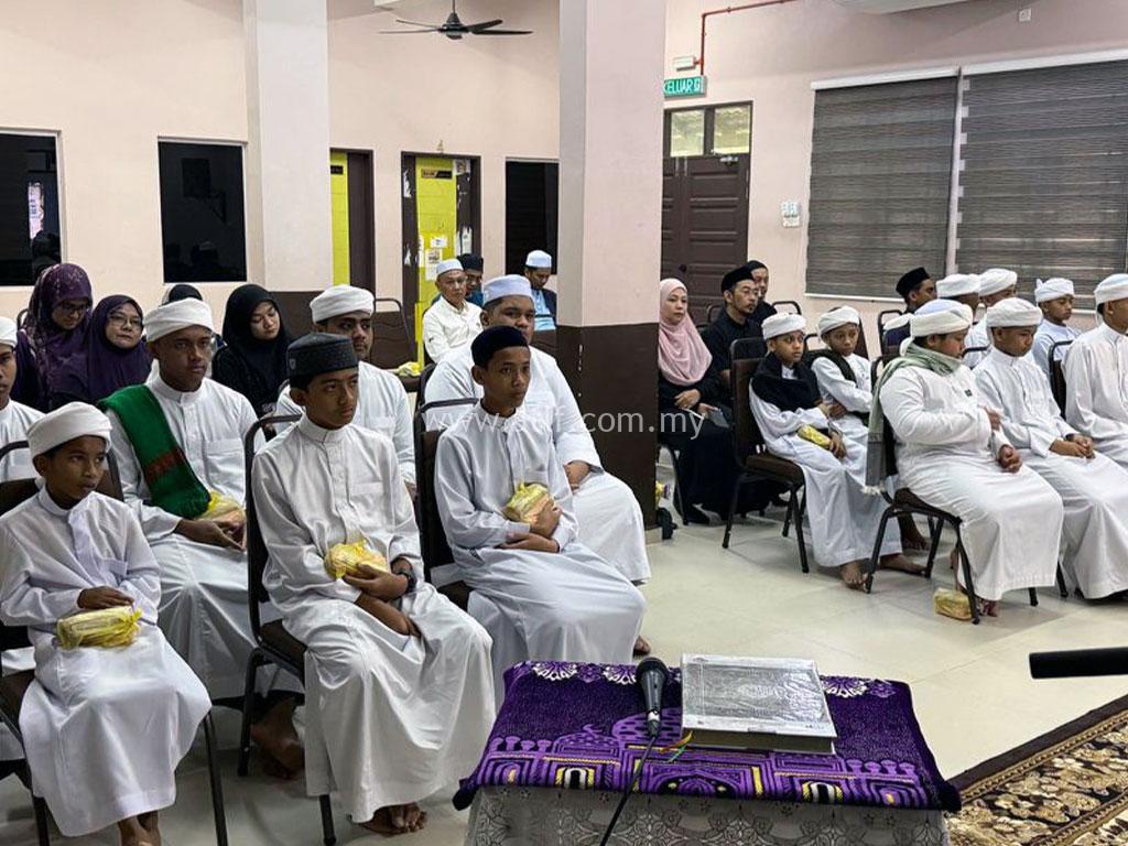 Majlis Seluhur Budi & Kecemerlangan Murid Akademi Tahfiz Lil Faaizin 2025 35 atlf com my images 0052