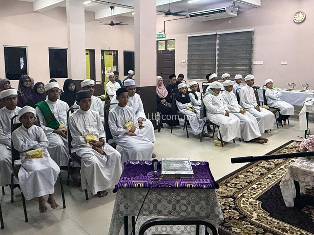 Majlis Seluhur Budi & Kecemerlangan Murid Akademi Tahfiz Lil Faaizin 2025 37 atlf com my images 0054