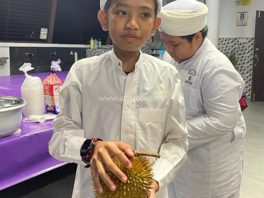 Majlis Santai Makan Durian Eratkan Silaturahim Warga ATLF Menjelang Ramadan 2 atlf com my images 0036