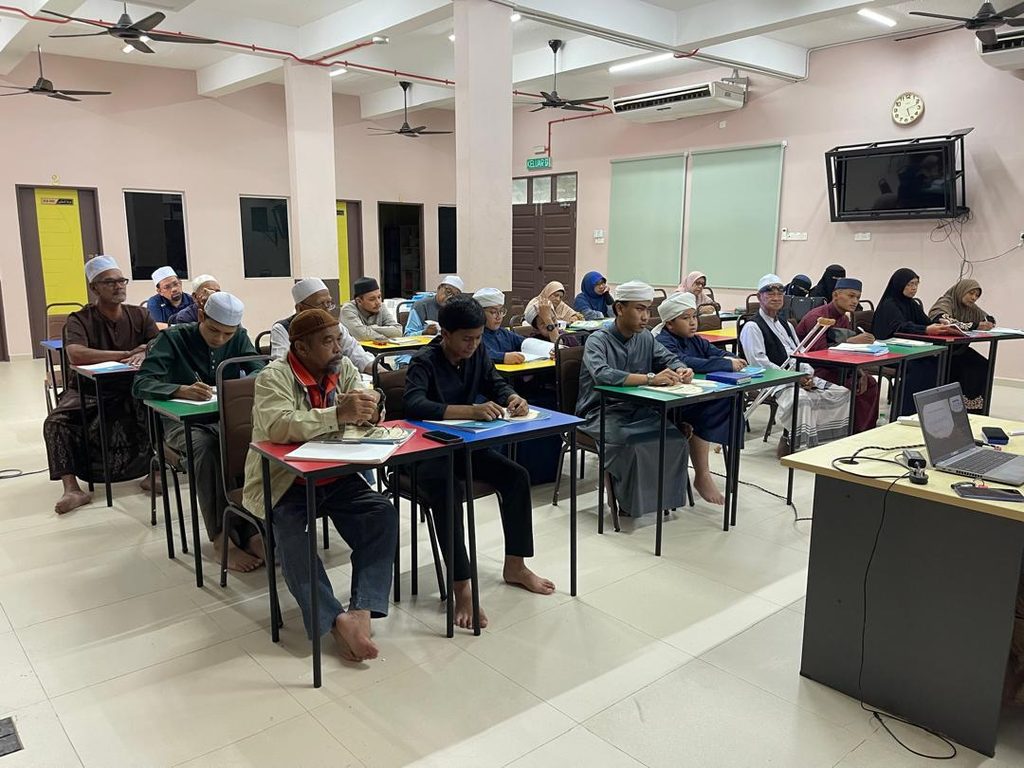 KELAS BAHASA AL-QURAN AKADEMI TAHFIZ LIL FAAIZIN (ATLF) 2026 4 WhatsApp Image 2026 09 23 at 12.59.39 PM 7 www.atlf.com.my