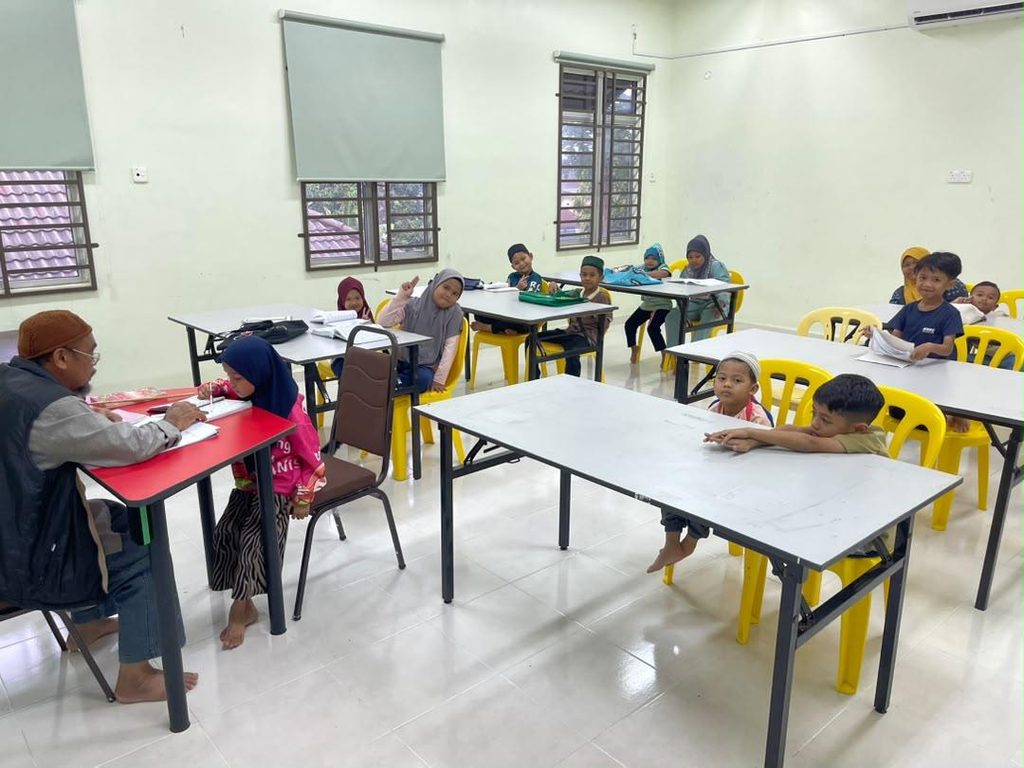 KELAS MENGAJI KANAK-KANAK LELAKI DAN PEREMPUAN AKADEMI TAHFIZ LIL FAAIZIN (ATLF) 2026 5 kelas-mengaji-kanak-kanak-lelaki-dan-perempuan-akademi-tahfiz-lil-faaizin-atlf-2026